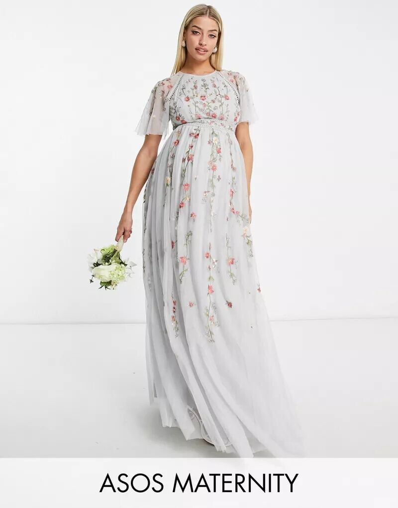 Нежно-голубое платье макси с цветочной вышивкой и отделкой ASOS DESIGN Maternity Bridesmaid
Нежно-голубое платье макси с цветочной вышивкой и отделкой ASOS DESIGN Maternity Bridesmaid