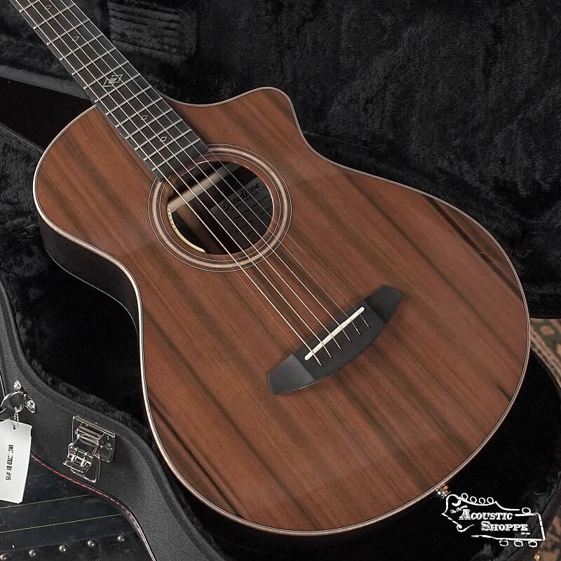 Акустическая гитара Breedlove Oregon Build Limited Edition Premier Concertina Sinker Redwood/Brazilian Rosewood Cutaway Acoustic Guitar w/ LR Baggs Pickup #8788
Акустическая гитара Breedlove Oregon Build Limited Edition Premier Concertina Sinker Redwood/Brazilian Rosewood Cutaway Acoustic Guitar w/ LR Baggs Pickup #8788