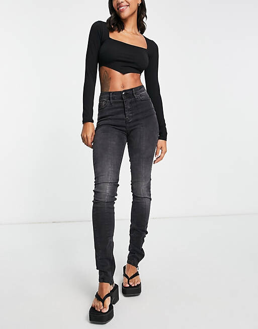 Черные джинсы скинни с высокой посадкой и разрезной молнией по краю River Island
Черные джинсы скинни с высокой посадкой и разрезной молнией по краю River Island