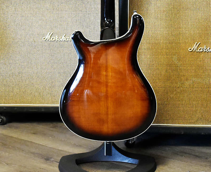 Электрогитара Paul Reed Smith SE Hollowbody II in Black Gold Burst w/ PRS Case
Электрогитара Paul Reed Smith SE Hollowbody II in Black Gold Burst w/ PRS Case