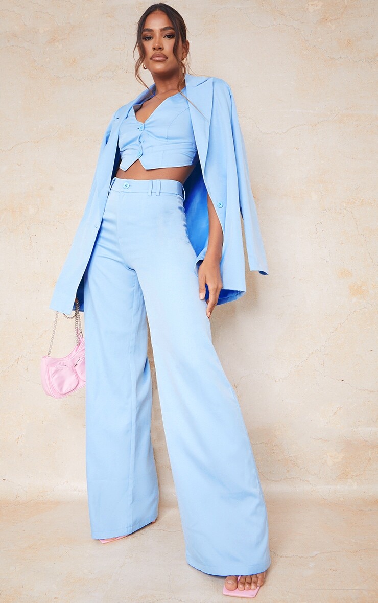 PrettyLittleThing Костюмные брюки из тканого материала с двойной петлей для ремня пастельно-синего цвета, Синий
PrettyLittleThing Костюмные брюки из тканого материала с двойной петлей для ремня пастельно-синего цвета, Синий