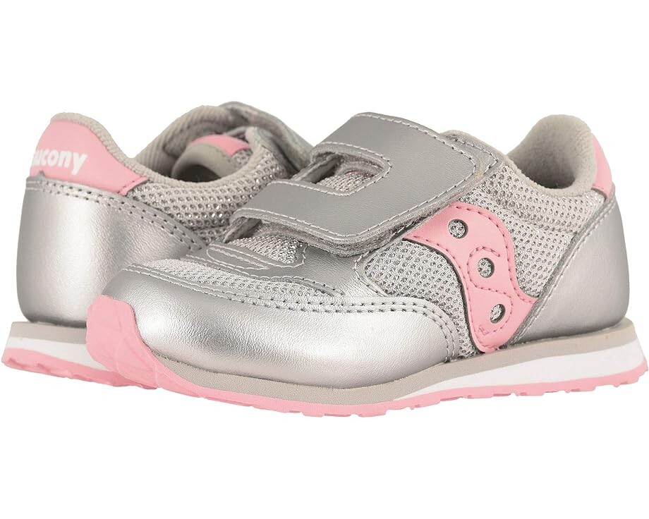 Кроссовки Saucony Saucony Originals Kids Jazz Hook & Loop Sneaker(Toddler/Little Kid), цвет Silver/Metallic
Кроссовки Saucony Saucony Originals Kids Jazz Hook & Loop Sneaker(Toddler/Little Kid), цвет Silver/Metallic