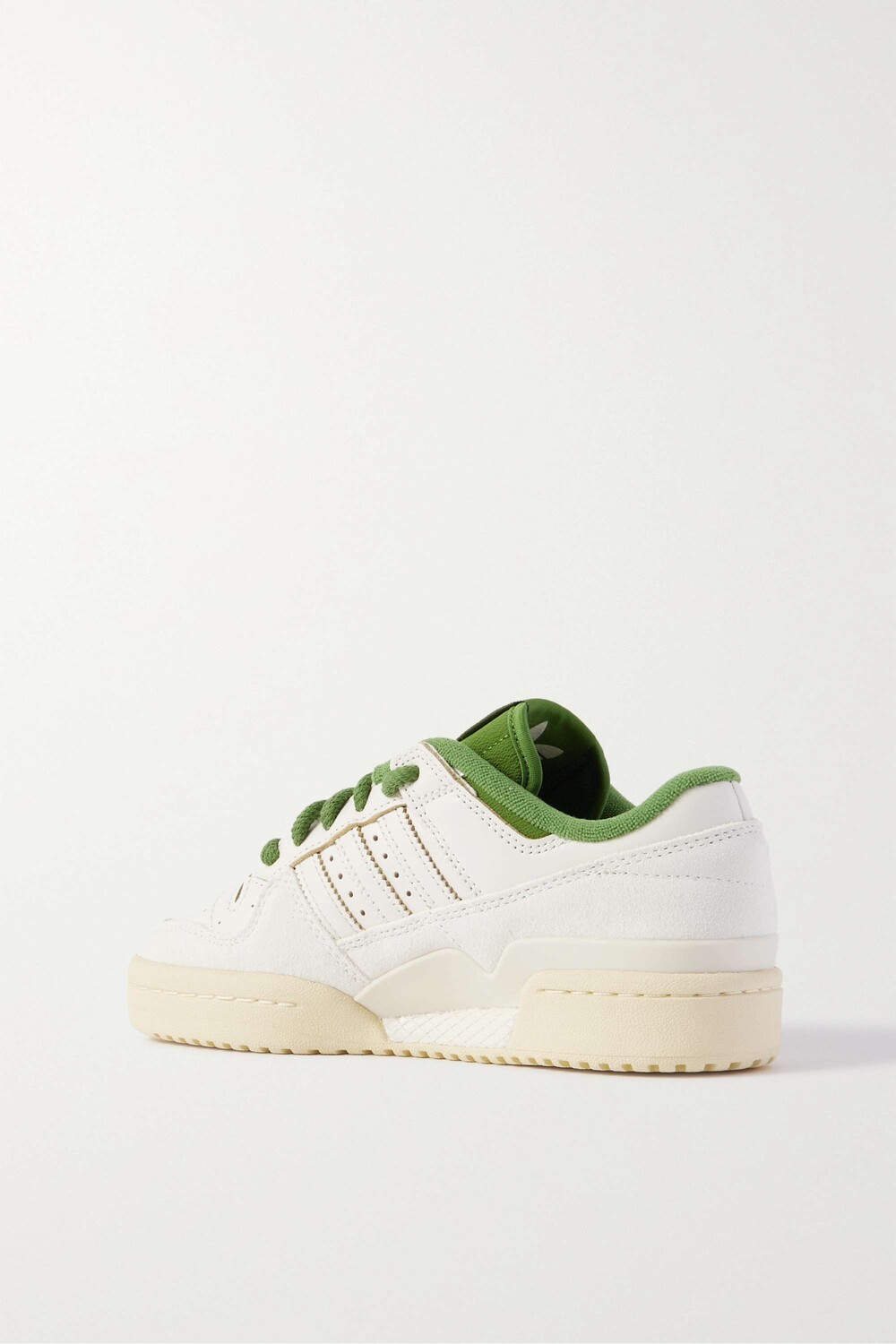 ADIDAS ORIGINALS Двухцветные кроссовки Forum 84 Low CL из замши и кожи, кремовый, Бежевый
ADIDAS ORIGINALS Двухцветные кроссовки Forum 84 Low CL из замши и кожи, кремовый, Бежевый