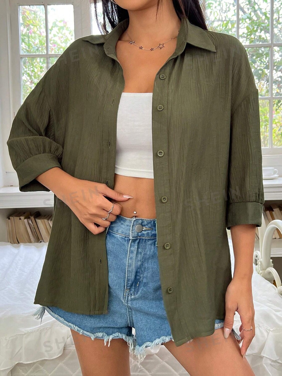 SHEIN EZwear однотонная повседневная рубашка свободного кроя с заниженными плечами, армейский зеленый
SHEIN EZwear однотонная повседневная рубашка свободного кроя с заниженными плечами, армейский зеленый