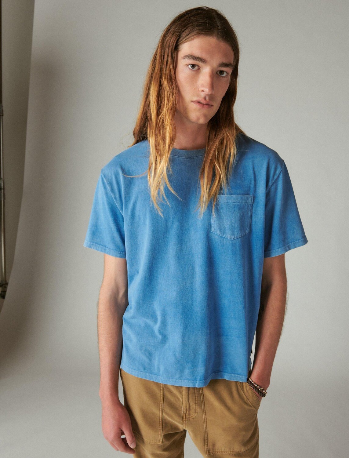 Мужская хлопковая футболка Lucky Brand с короткими рукавами и карманами с круглым вырезом, цвет Rinse
Мужская хлопковая футболка Lucky Brand с короткими рукавами и карманами с круглым вырезом, цвет Rinse