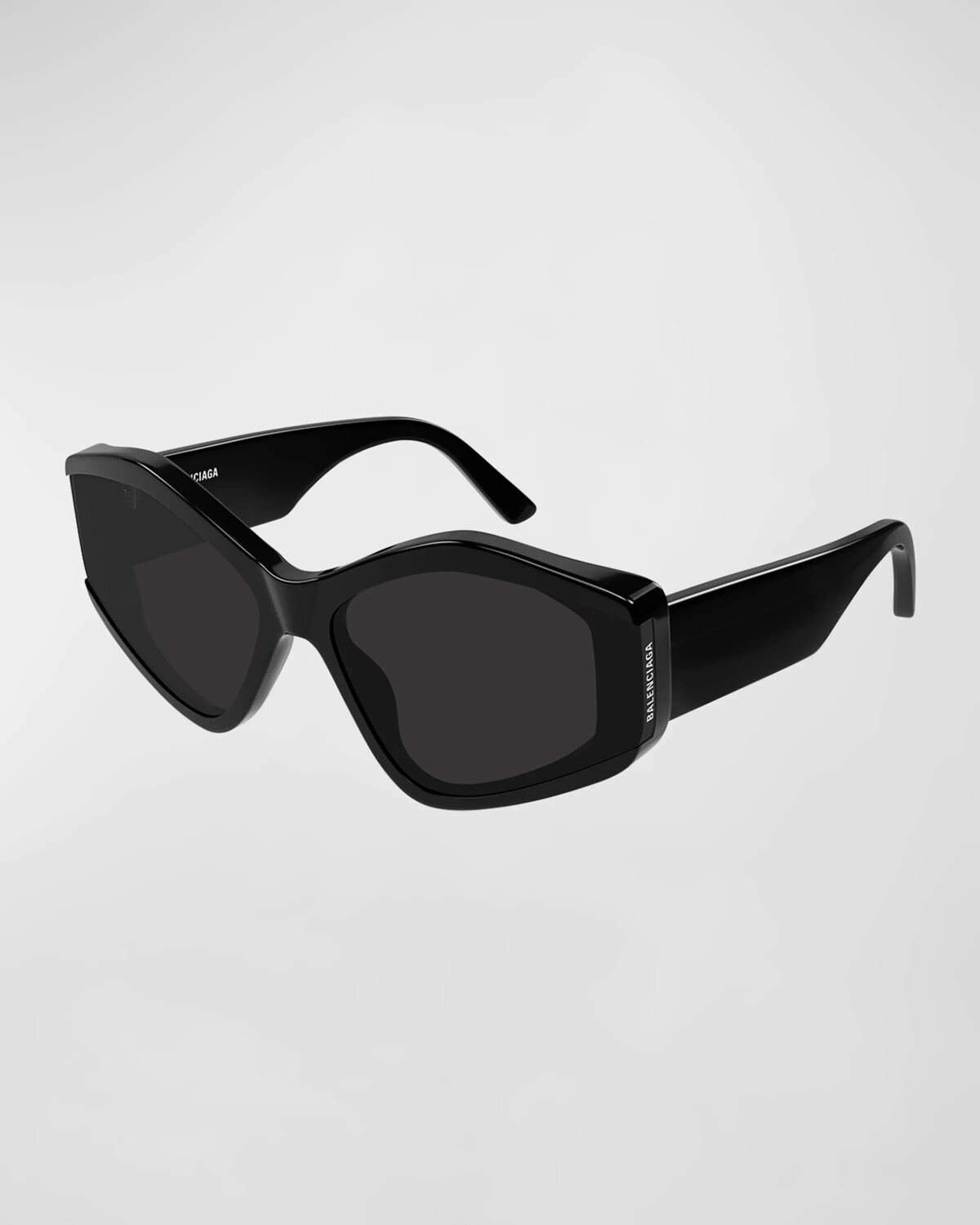 Солнцезащитные очки «кошачий глаз» из ацетата Balenciaga, цвет Shiny Solid Black
Солнцезащитные очки «кошачий глаз» из ацетата Balenciaga, цвет Shiny Solid Black