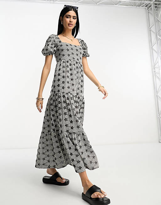 Ярусное платье миди в однотонную клетку ASOS DESIGN Broderie с квадратным вырезом
Ярусное платье миди в однотонную клетку ASOS DESIGN Broderie с квадратным вырезом