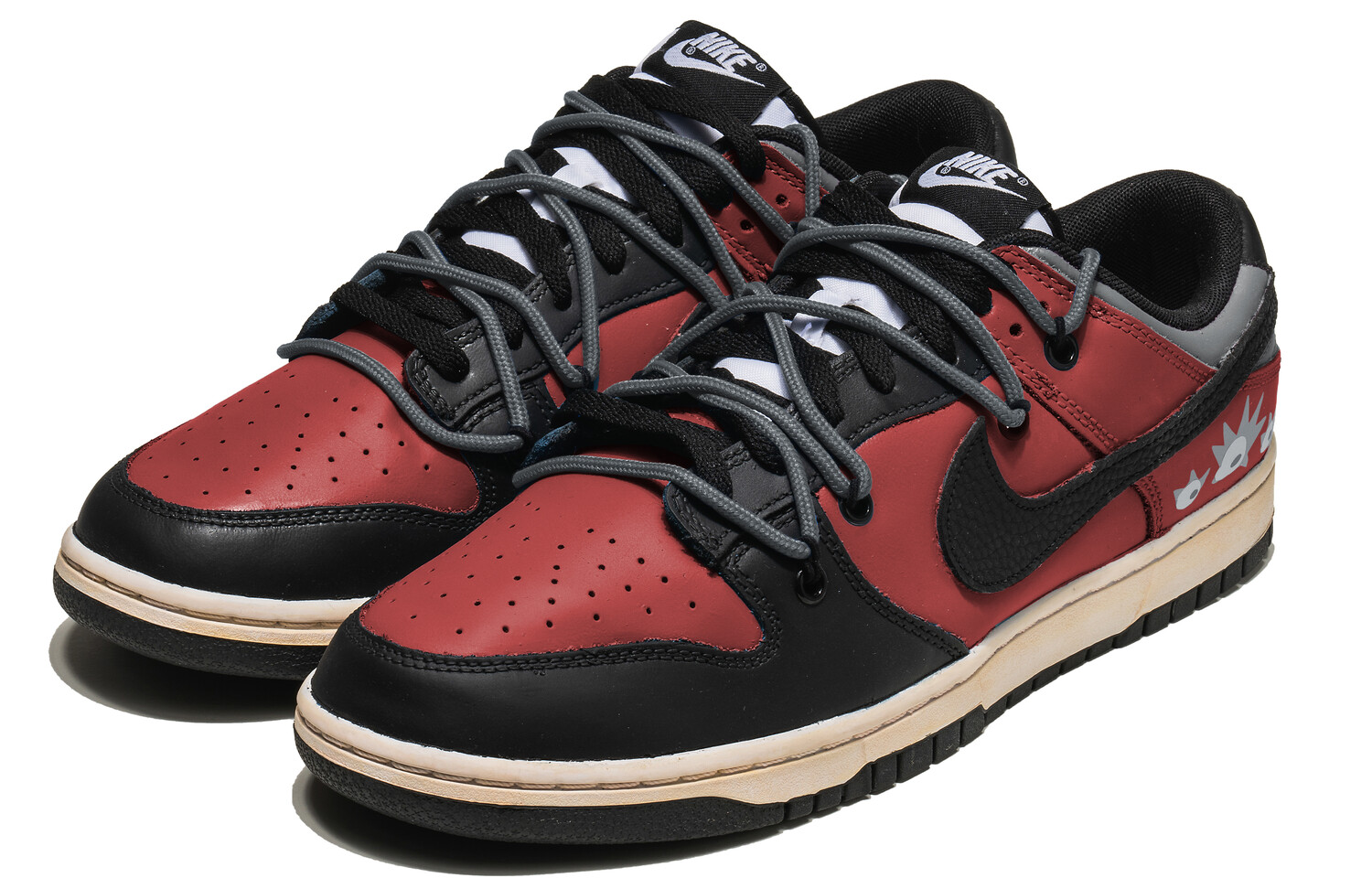 Кроссовки Nike Dunk Skateboarding Shoes Unisex Low-top Black/Red, черный/красный
Кроссовки Nike Dunk Skateboarding Shoes Unisex Low-top Black/Red, черный/красный