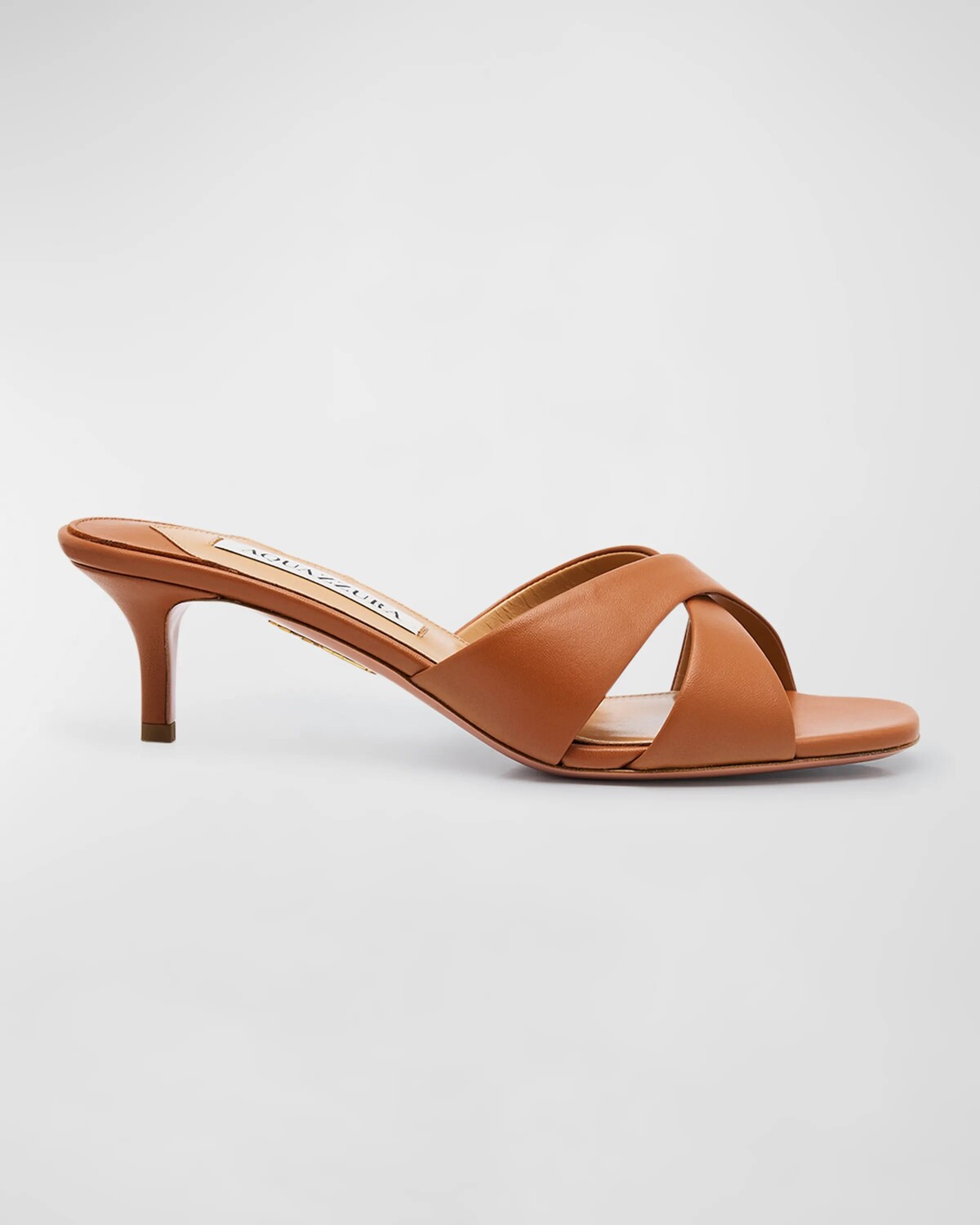 Кожаные сандалии-мюли Divine с перекрещенными крестиками Aquazzura, цвет Tobacco
Кожаные сандалии-мюли Divine с перекрещенными крестиками Aquazzura, цвет Tobacco