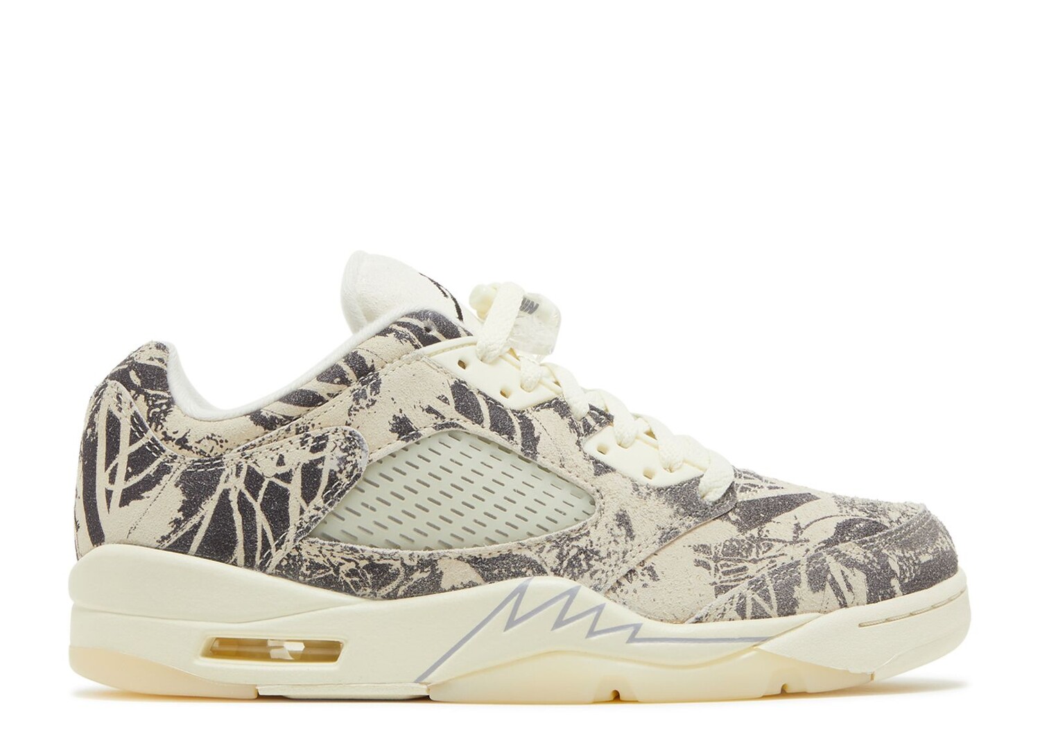 Кроссовки Air Jordan Wmns Air Jordan 5 Retro Low 'Expression', кремовый, Бежевый
Кроссовки Air Jordan Wmns Air Jordan 5 Retro Low 'Expression', кремовый, Бежевый