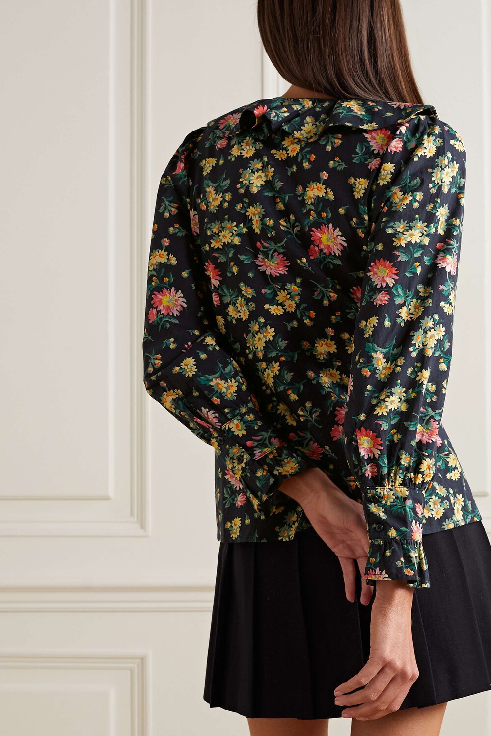 BATSHEVA + Топ Laura Ashley Nia с оборками и цветочным принтом из хлопка и поплина, черный
BATSHEVA + Топ Laura Ashley Nia с оборками и цветочным принтом из хлопка и поплина, черный