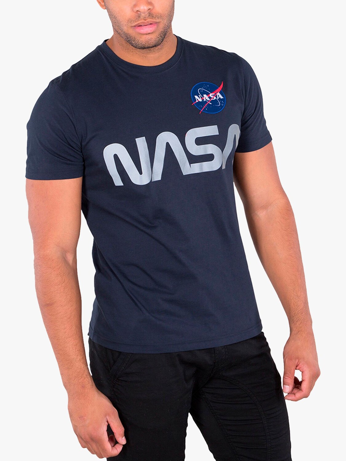 Футболка с круглым вырезом Alpha Industries X NASA со светоотражающим логотипом, темно-синяя, Синий
Футболка с круглым вырезом Alpha Industries X NASA со светоотражающим логотипом, темно-синяя, Синий