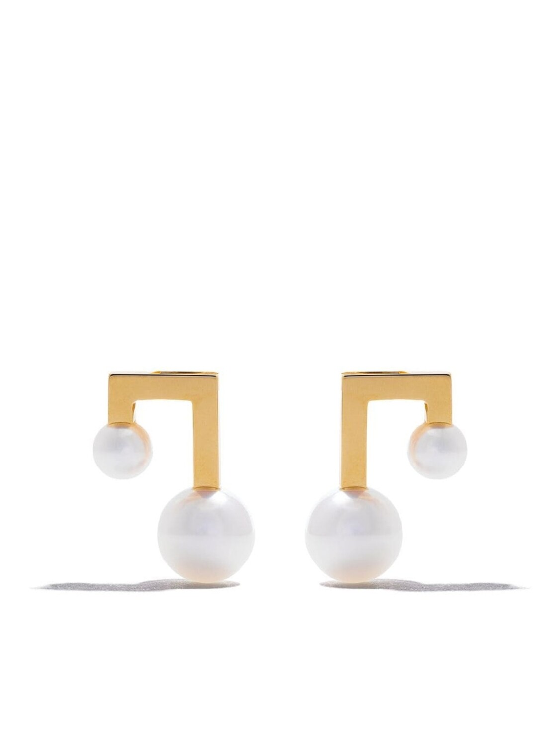 Золотые серьги-гвоздики Balance Note Collection Line с жемчугом TASAKI, золотой
Золотые серьги-гвоздики Balance Note Collection Line с жемчугом TASAKI, золотой