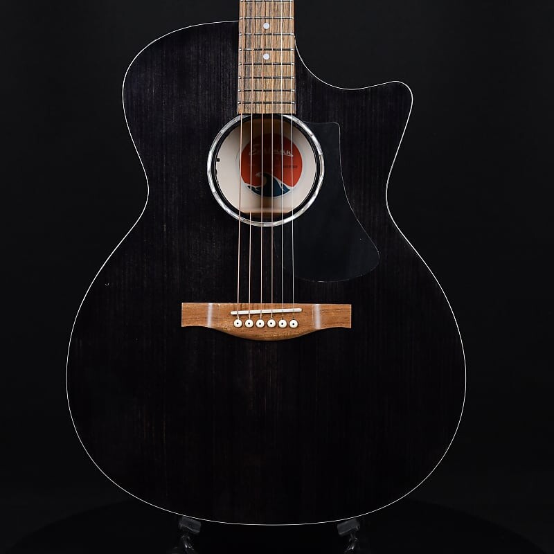 Акустическая гитара Eastman PCH3-GACE Grand Auditorium - Transparent Black
Акустическая гитара Eastman PCH3-GACE Grand Auditorium - Transparent Black
