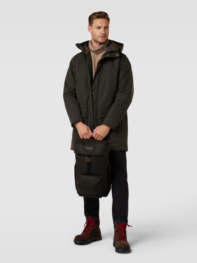 Рюкзак с нашивкой-лейблом, модель "BARBOUR ESSENTIAL WAX BAC" Barbour, оливково-зеленый
Рюкзак с нашивкой-лейблом, модель "BARBOUR ESSENTIAL WAX BAC" Barbour, оливково-зеленый