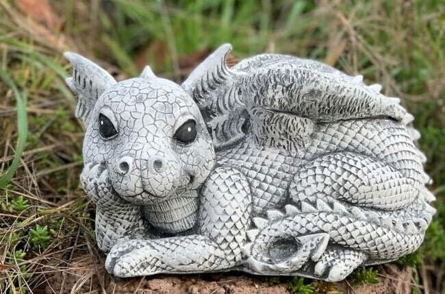 Каменная и стильная каменная фигурка дракона Рудольфо, морозостойкая, непогода, садовая фигурка
Каменная и стильная каменная фигурка дракона Рудольфо, морозостойкая, непогода, садовая фигурка