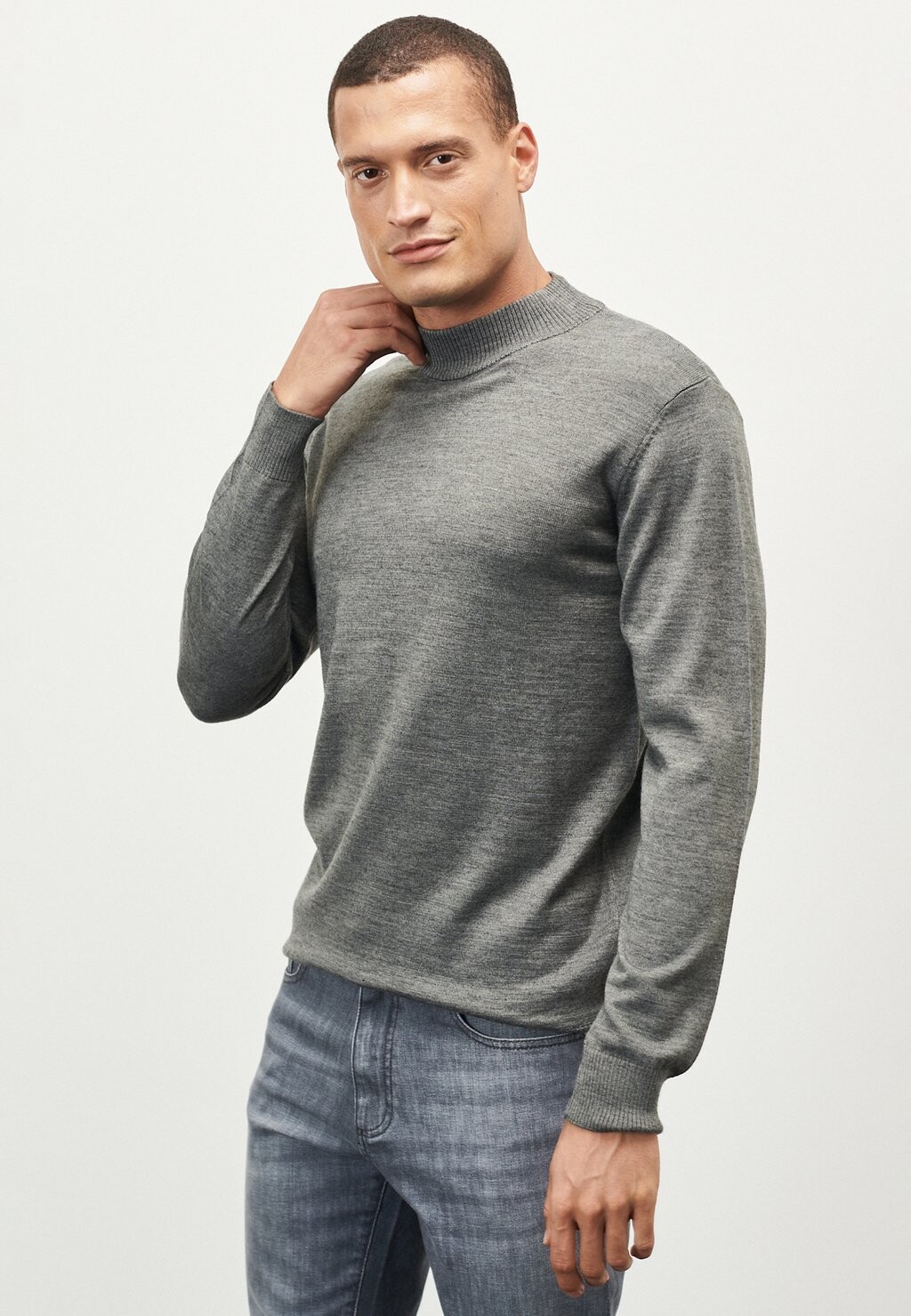 Вязаный свитер STANDARD FIT WEAR BASIC MOCK TURTLENECK AC&CO / ALTINYILDIZ CLASSICS, цвет Standard Fit Knitwear Basic Mock Turtleneck
Вязаный свитер STANDARD FIT WEAR BASIC MOCK TURTLENECK AC&CO / ALTINYILDIZ CLASSICS, цвет Standard Fit Knitwear Basic Mock Turtleneck