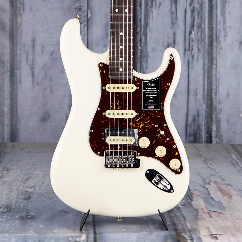 Электрогитара Fender American Professional II Stratocaster, HSS, Olympic White
Электрогитара Fender American Professional II Stratocaster, HSS, Olympic White