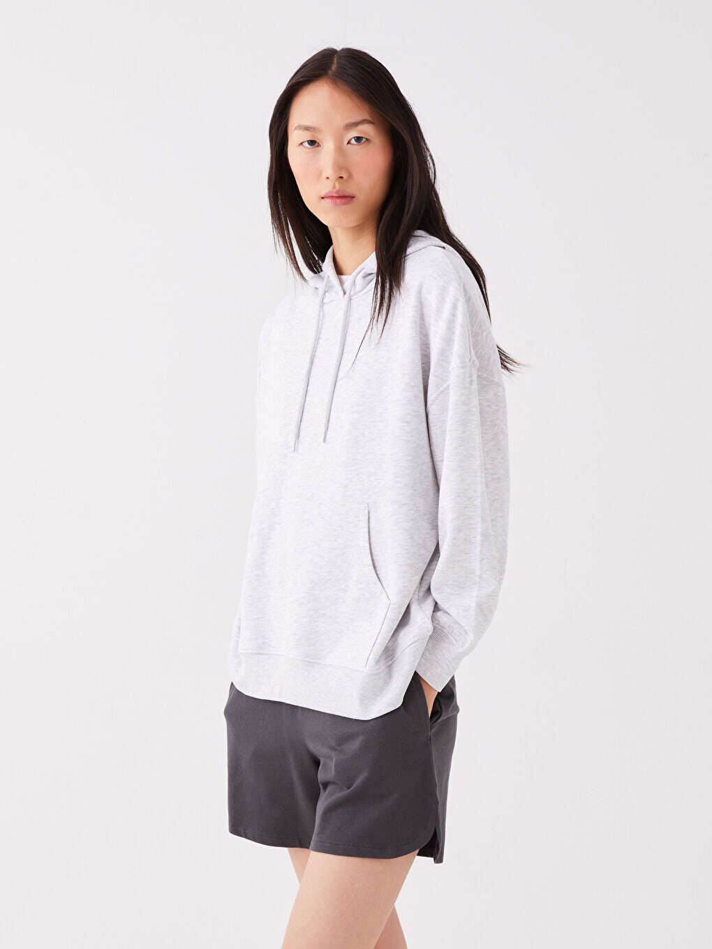Однотонная женская толстовка оверсайз с длинными рукавами LCW Casual, серый меланж
Однотонная женская толстовка оверсайз с длинными рукавами LCW Casual, серый меланж