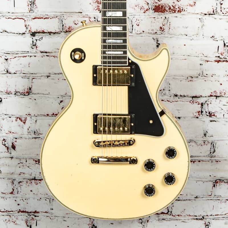 Электрогитара Gibson - Les Paul Custom - Electric Guitar - Light Aged Antique Alpine White - w/ Black Hardshell Case - x2180
Электрогитара Gibson - Les Paul Custom - Electric Guitar - Light Aged Antique Alpine White - w/ Black Hardshell Case - x2180