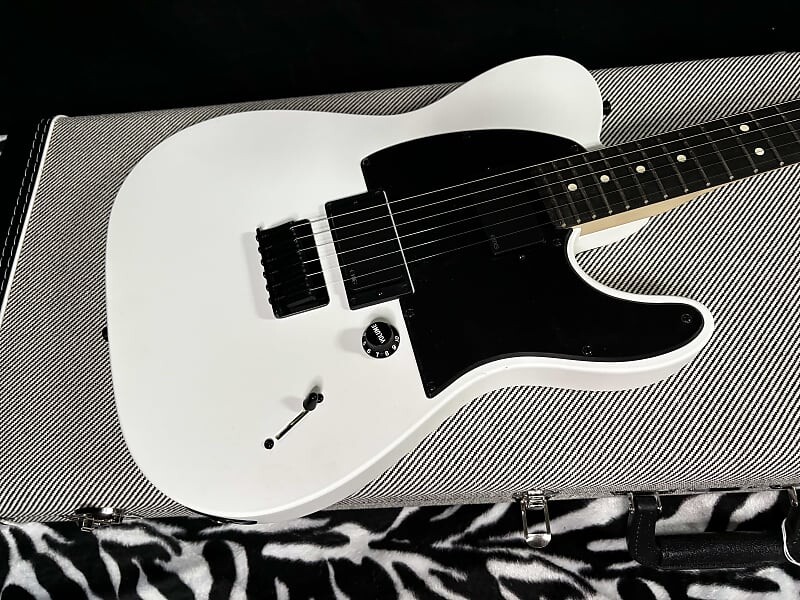Электрогитара 2023 Fender Jim Root Artist Series Signature Telecaster Flat White 8.1lbs- Authorized Dealer- Warranty- In Stock- G01840
Электрогитара 2023 Fender Jim Root Artist Series Signature Telecaster Flat White 8.1lbs- Authorized Dealer- Warranty- In Stock- G01840