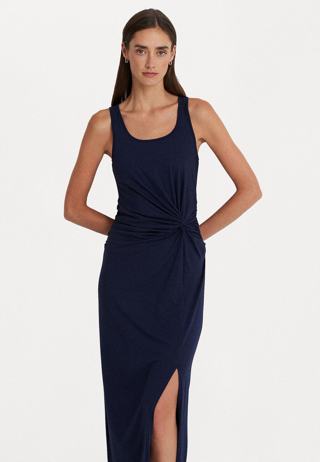 Платье из джерси Lauren Ralph Lauren SUHANN SLEEVELESS DAY DRESS, цвет refined navy
Платье из джерси Lauren Ralph Lauren SUHANN SLEEVELESS DAY DRESS, цвет refined navy