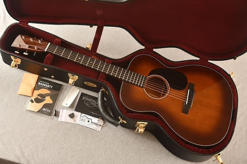 Акустическая гитара Martin Custom Shop 000 18 Style GE Adirondack Sinker #2722235
Акустическая гитара Martin Custom Shop 000 18 Style GE Adirondack Sinker #2722235