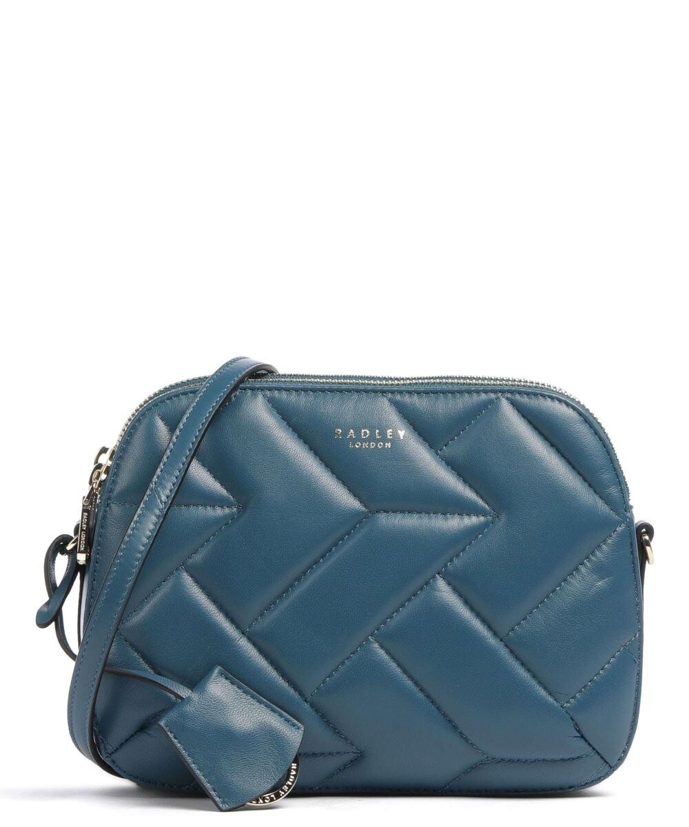 Сумка через плечо Dukes Place Quilt из мелкозернистой кожи Radley London, синий
Сумка через плечо Dukes Place Quilt из мелкозернистой кожи Radley London, синий