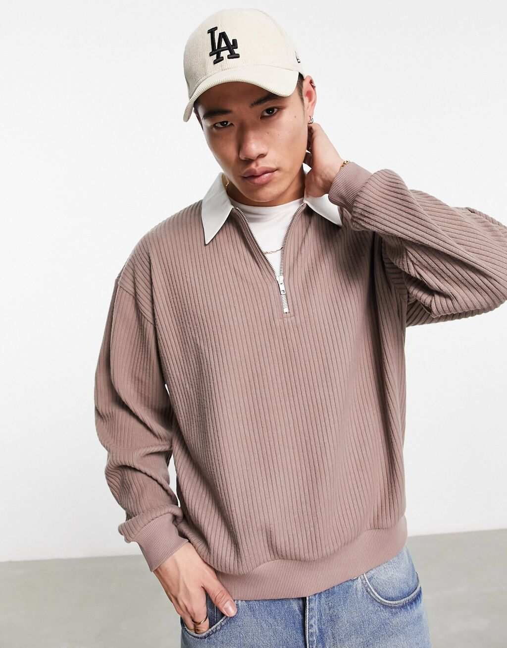 Толстовка-поло оверсайз коричневого цвета в рубчик ASOS DESIGN, Коричневый
Толстовка-поло оверсайз коричневого цвета в рубчик ASOS DESIGN, Коричневый