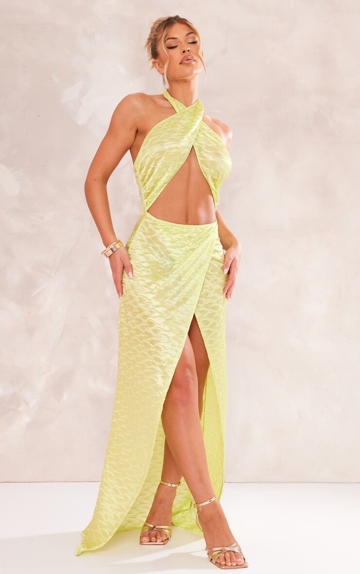 PrettyLittleThing Платье макси из фактурного атласа лаймового цвета с вырезом халтер и вырезами
PrettyLittleThing Платье макси из фактурного атласа лаймового цвета с вырезом халтер и вырезами
