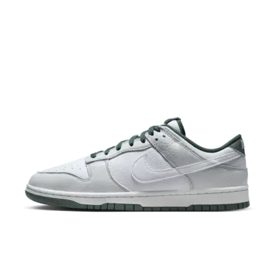 Кроссовки Nike Dunk Low Retro SE, цвет Photon Dust/Vintage Green/Summit White/White
Кроссовки Nike Dunk Low Retro SE, цвет Photon Dust/Vintage Green/Summit White/White