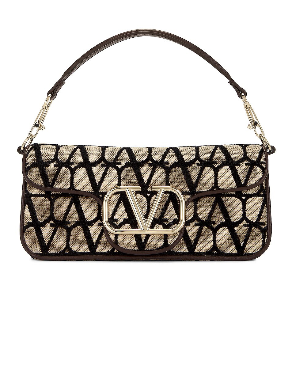 Сумка кросс-боди Valentino Garavani Loco Shoulder, цвет Naturale, Nero, & Fondant
Сумка кросс-боди Valentino Garavani Loco Shoulder, цвет Naturale, Nero, & Fondant