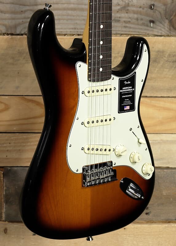 Электрогитара Fender American Professional II Stratocaster Electric Guitar Anniversary 2-Color Sunburst w/ Case & Rosewood Fretboard
Электрогитара Fender American Professional II Stratocaster Electric Guitar Anniversary 2-Color Sunburst w/ Case & Rosewood Fretboard