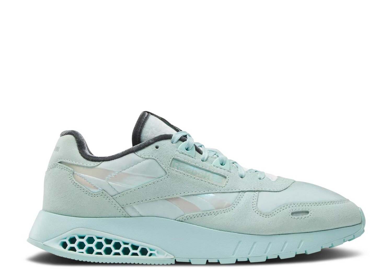 Кроссовки Reebok Harry Potter X Classic Leather Hexalite 'Patronus Charm', синий
Кроссовки Reebok Harry Potter X Classic Leather Hexalite 'Patronus Charm', синий