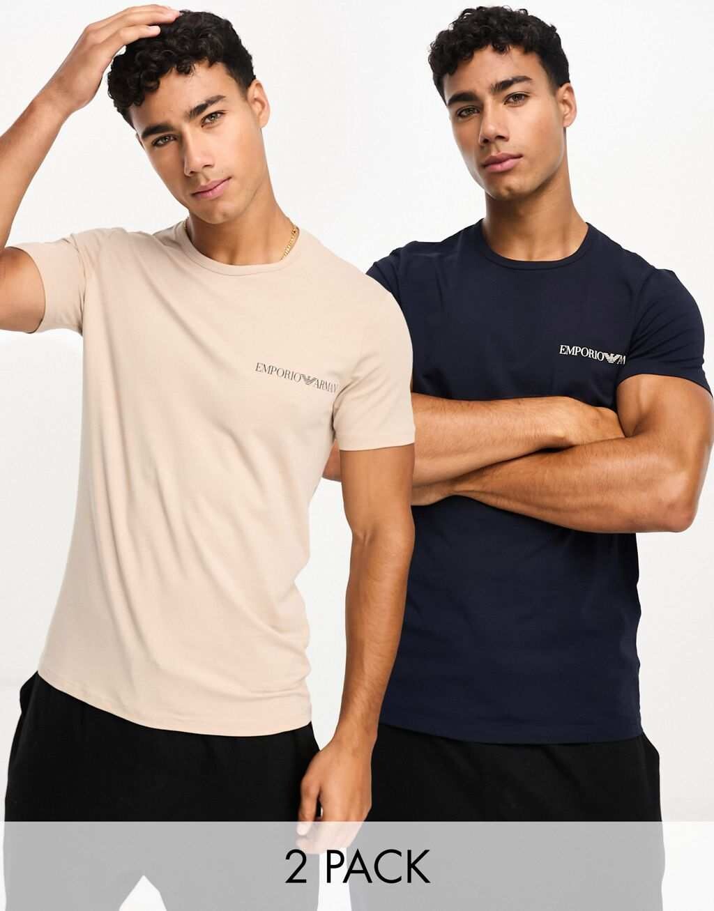 Комплект из 2 футболок Emporio Armani Bodywear темно-синего и бежевого цвета, Синий
Комплект из 2 футболок Emporio Armani Bodywear темно-синего и бежевого цвета, Синий