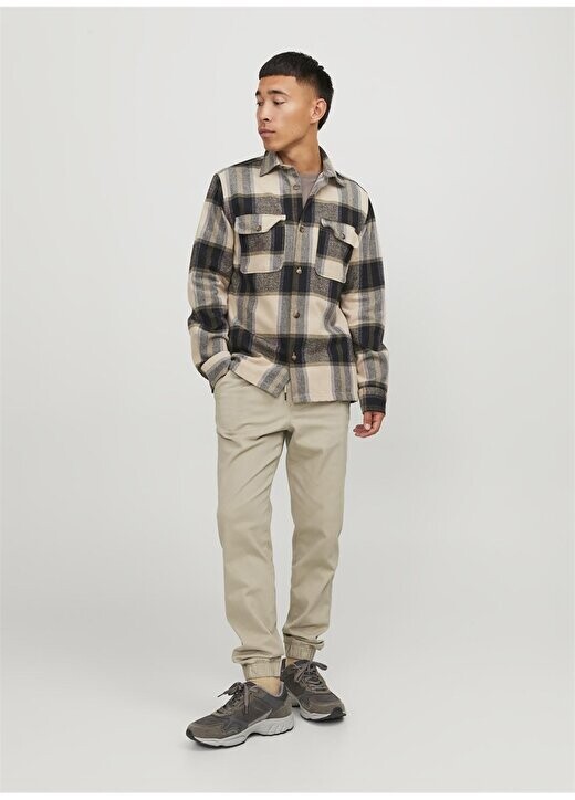 Бежевые мужские спортивные штаны Comfort Fit 12224518_JPSTGORDON JJDAVE Jack & Jones, бежевый
Бежевые мужские спортивные штаны Comfort Fit 12224518_JPSTGORDON JJDAVE Jack & Jones, бежевый