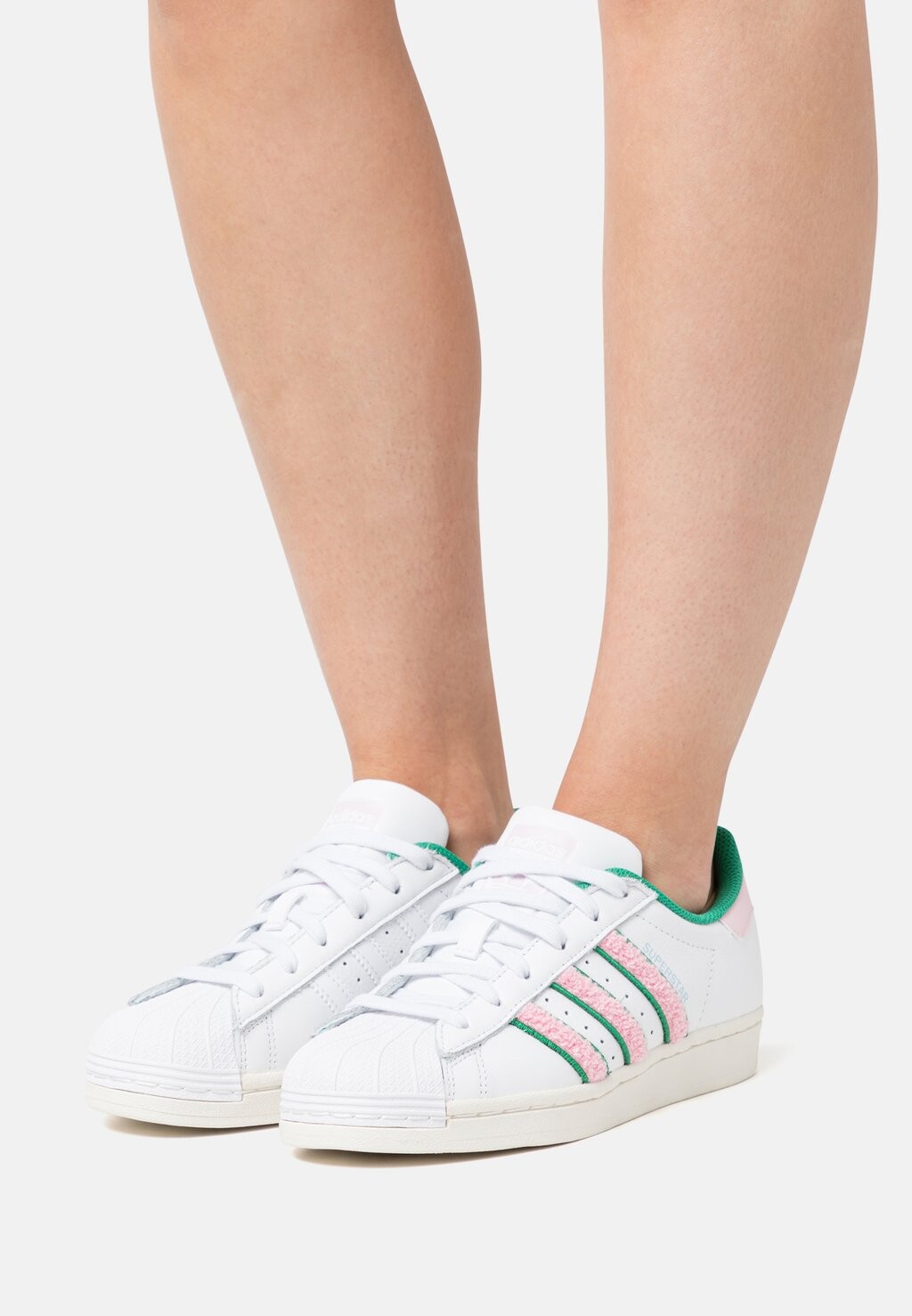 Кроссовки adidas Originals Superstar, обувь белый / прозрачно-розовый, Розовый;белый
Кроссовки adidas Originals Superstar, обувь белый / прозрачно-розовый, Розовый;белый