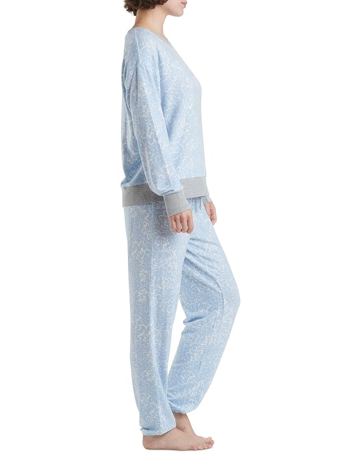 Пижамный комплект Splendid Westport Brushed Jersey Long Sleeve PJ Set, цвет Brush Floral
Пижамный комплект Splendid Westport Brushed Jersey Long Sleeve PJ Set, цвет Brush Floral