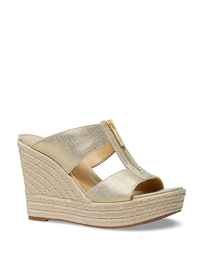 Женские сандалии на танкетке Bradley Espadrille с застежкой-молнией Michael Kors
Женские сандалии на танкетке Bradley Espadrille с застежкой-молнией Michael Kors
