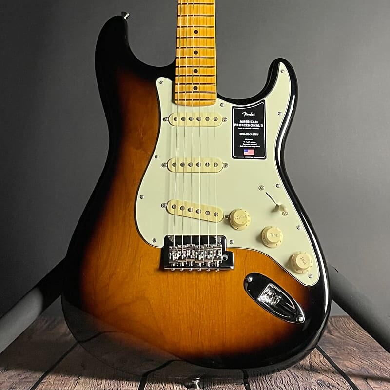 Электрогитара Fender American Professional II Stratocaster, Maple- Anniversary 2-Color Sunburst
Электрогитара Fender American Professional II Stratocaster, Maple- Anniversary 2-Color Sunburst