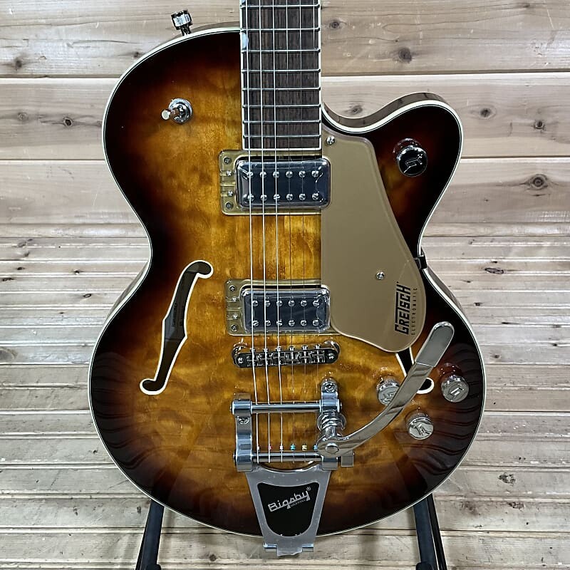Электрогитара Gretsch G5622 Electromatic Collection Center Block Double-Cut Electric Guitar with V-Stoptail, Black Gold
Электрогитара Gretsch G5622 Electromatic Collection Center Block Double-Cut Electric Guitar with V-Stoptail, Black Gold