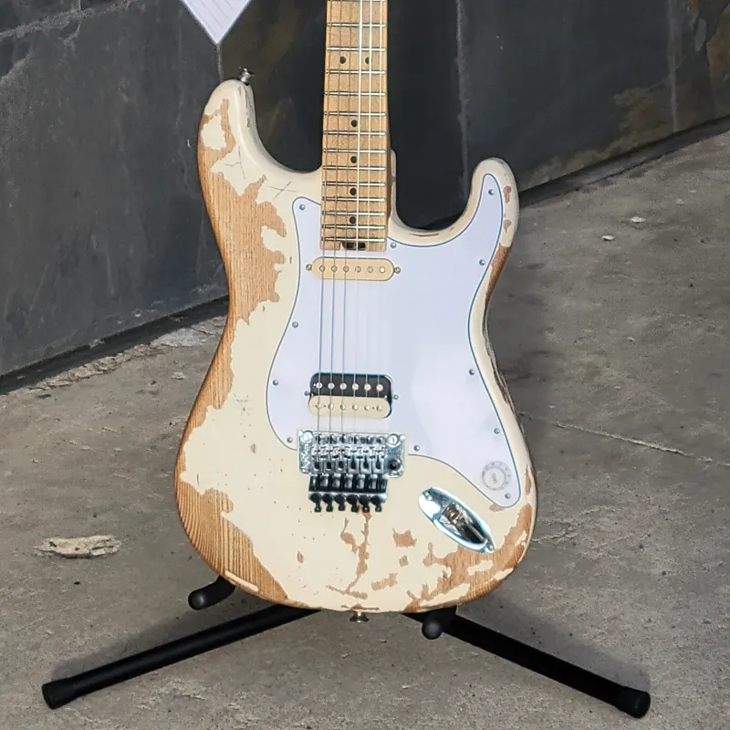 Электрогитара Charvel Pro-Mod So-Cal Henrik Danhage Signature, White Heavey Relic
Электрогитара Charvel Pro-Mod So-Cal Henrik Danhage Signature, White Heavey Relic