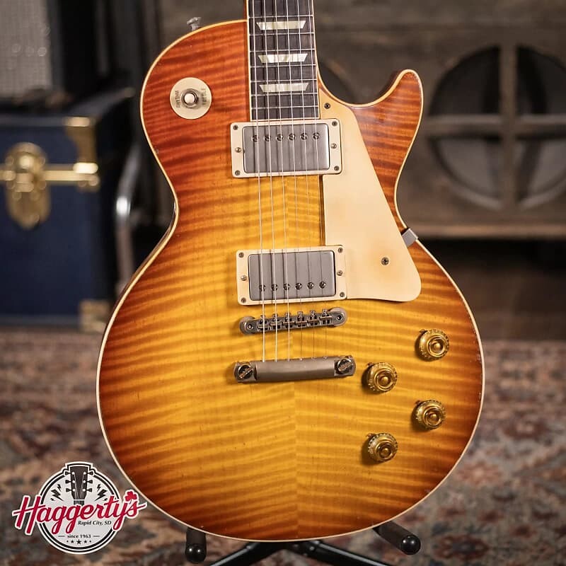 Электрогитара Gibson 1959 Les Paul Standard Reissue Limited Edition Murphy Lab Aged with Brazilian Rosewood - Tom's Tea with Hardshell Case
Электрогитара Gibson 1959 Les Paul Standard Reissue Limited Edition Murphy Lab Aged with Brazilian Rosewood - Tom's Tea with Hardshell Case