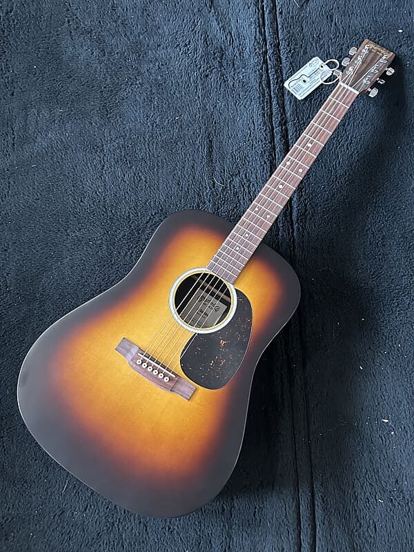 Акустическая гитара Martin X-Series D-X2E Sunburst #2728672 4 lbs 12.5 oz Guitar
Акустическая гитара Martin X-Series D-X2E Sunburst #2728672 4 lbs 12.5 oz Guitar