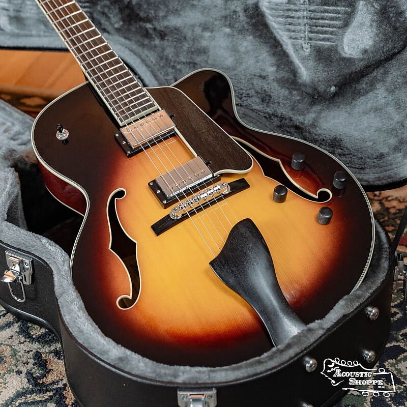 Акустическая гитара Eastman AR605CED-CS Spruce/Mahogany Classic Sunburst Archtop Guitar w/ Seymour Duncan Seth Lover Humbucker Pickup #0508
Акустическая гитара Eastman AR605CED-CS Spruce/Mahogany Classic Sunburst Archtop Guitar w/ Seymour Duncan Seth Lover Humbucker Pickup #0508