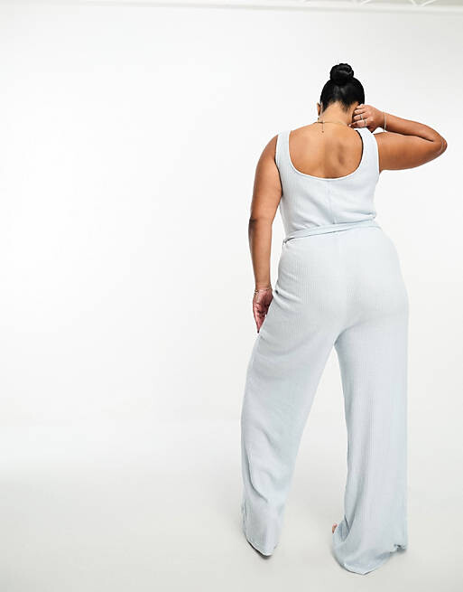 Синий комбинезон в рубчик с квадратным вырезом ASOS DESIGN Curve Lounge из супермягкого материала
Синий комбинезон в рубчик с квадратным вырезом ASOS DESIGN Curve Lounge из супермягкого материала