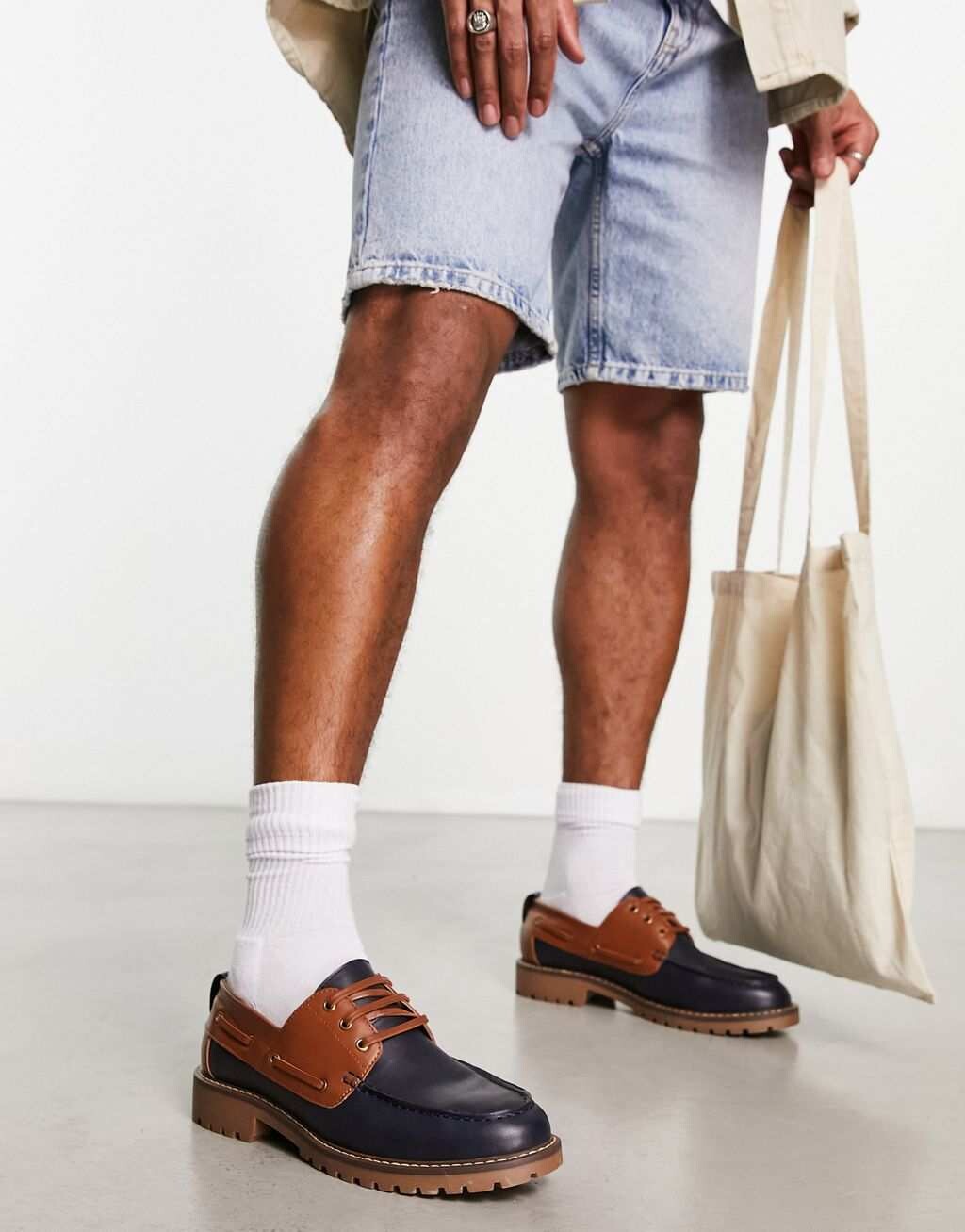 Туфли-лодочки ASOS DESIGN из контрастной коричневой и темно-синей искусственной кожи
Туфли-лодочки ASOS DESIGN из контрастной коричневой и темно-синей искусственной кожи