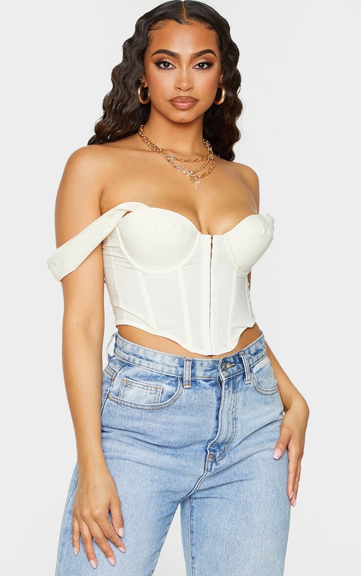 PrettyLittleThing Кремовый корсетный топ с толстыми бретелями на крючках и проушинах
PrettyLittleThing Кремовый корсетный топ с толстыми бретелями на крючках и проушинах