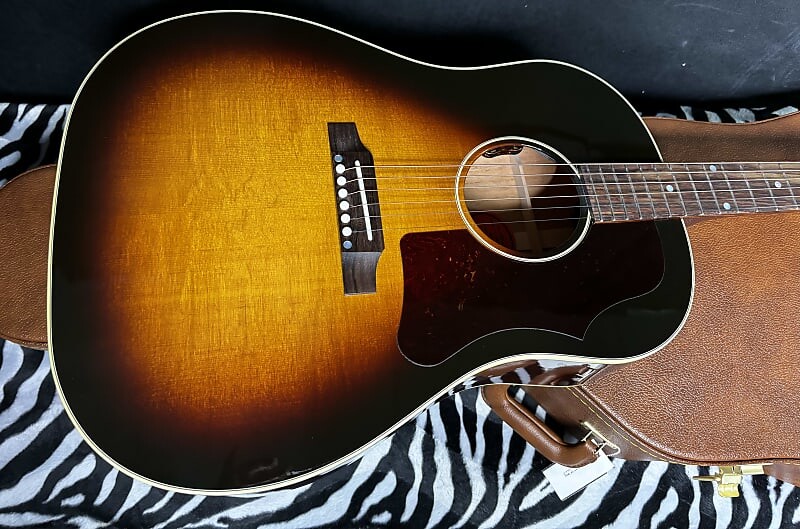 Акустическая гитара 2023 Gibson '50s J-45 Original Vintage Sunburst - 4.15lbs - Authorized Dealer- In Stock Ready to Ship! G01931
Акустическая гитара 2023 Gibson '50s J-45 Original Vintage Sunburst - 4.15lbs - Authorized Dealer- In Stock Ready to Ship! G01931
