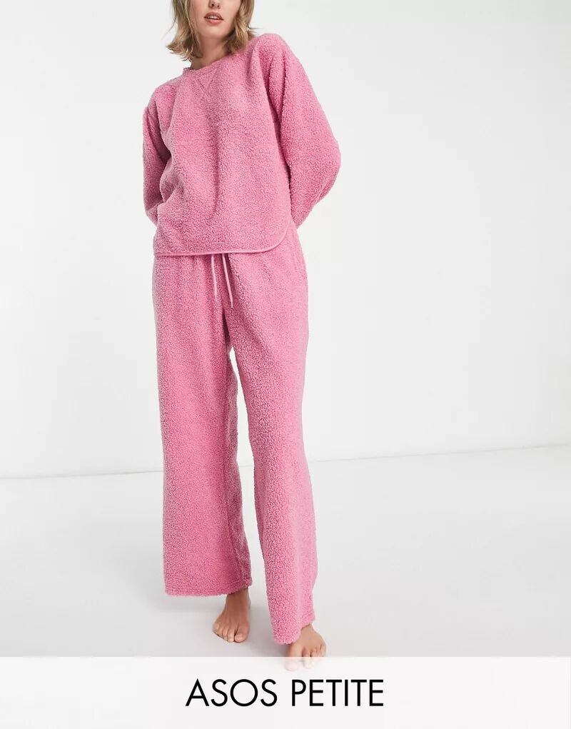 Уютный плюшевый комплект для отдыха ASOS DESIGN Petite из розового свитшота и брюк
Уютный плюшевый комплект для отдыха ASOS DESIGN Petite из розового свитшота и брюк
